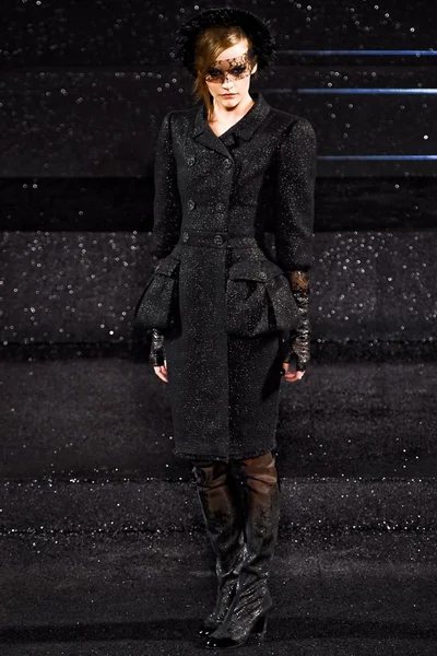 Look 13